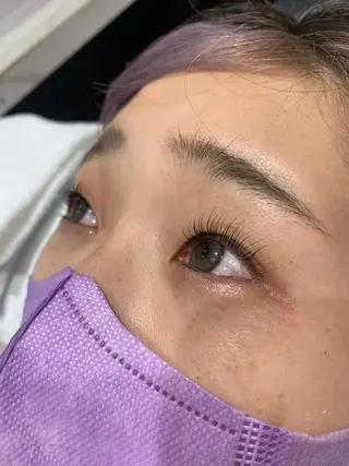 マツエク・マツパ なぽ ❤︎ y2k/韓国nailのネイルデザイン