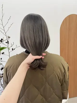 ミディアム カラー ヘアアレンジ esu西梅田所属・ena/ブリーチなし 透明感・レイヤー🎀のヘアスタイル