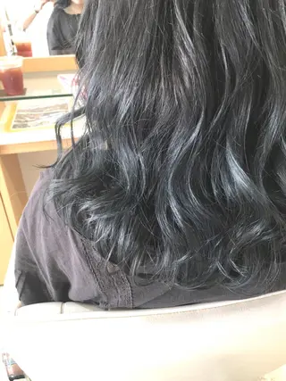 ロング カラー 🐝肥田 しょーと🐝のヘアスタイル