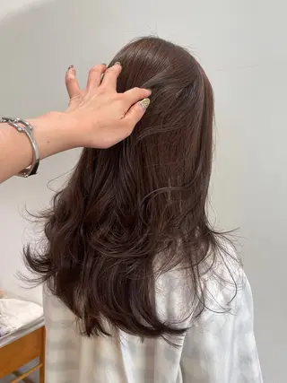 カラー 市吉 杏奈のヘアスタイル