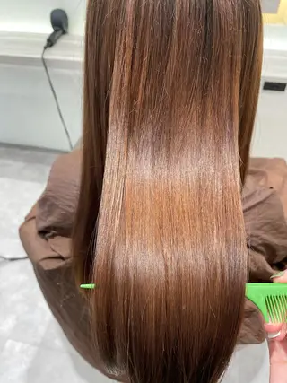 セミロング karin/インナー カラー/北名古屋市のヘアスタイル