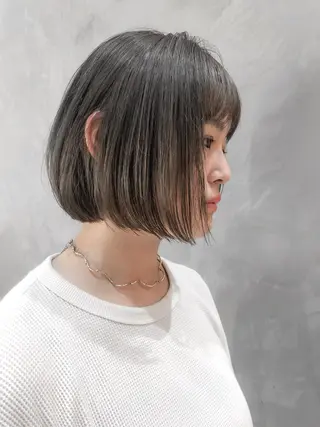 ショート カラー TOMO GEEKS代表のヘアスタイル