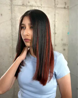 セミロング カラー ドアベルヘアリビング所属・加藤志保 🎗️🫧モデル募集のヘアスタイル