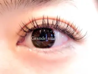 マツエク・マツパ grande  ame八王子みなみ野店所属・三塚 紗衣の眉毛・アイブロウイメージ