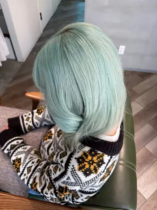 セミロング カラー 鮫島 海斗のヘアスタイル