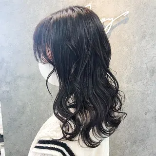 セミロング 所渉/韓国レイヤー /ウルフカットのヘアスタイル