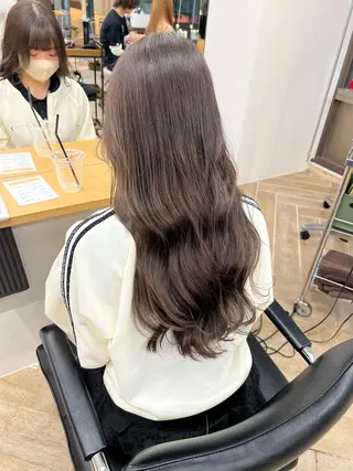 ロング カラー ベージュ/髪質改善 新潟/万代/井上佑のヘアスタイル