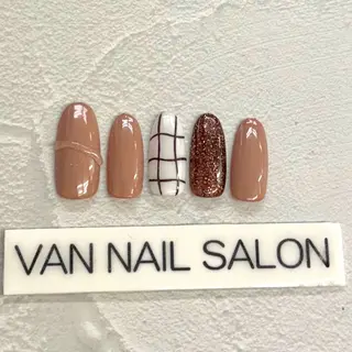 ネイル Van Nail Salonのネイルデザイン