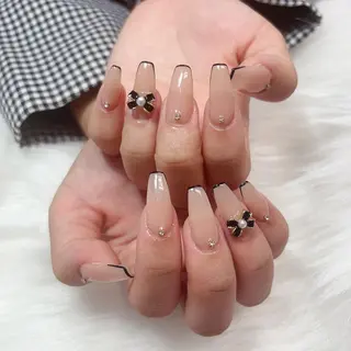 ネイル DEMAIN- 🌹のネイルデザイン