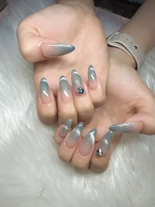 ネイル 💅ネイルハウス🏡 🎀TOMO🎀のネイルデザイン