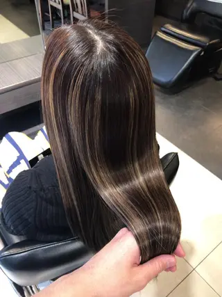 ロング シェアサロンJAM所属・東 悠磨のヘアスタイル