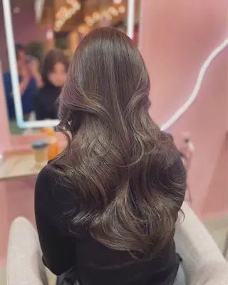 ロング カラー wixy    mimi所属・透明感カラーの人 ベージュの王様のヘアスタイル