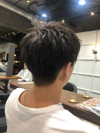 カラー メンズ マンツーマン／韓国 ヘア‎Amiのヘアスタイル