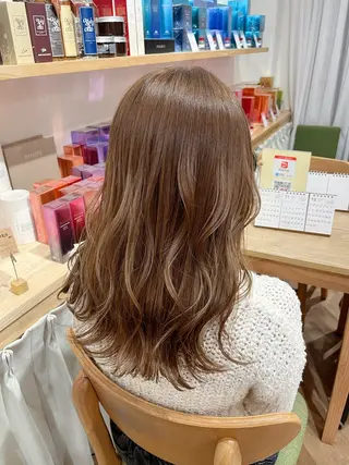 セミロング カラー belta.🧸👒 福島未央のヘアスタイル