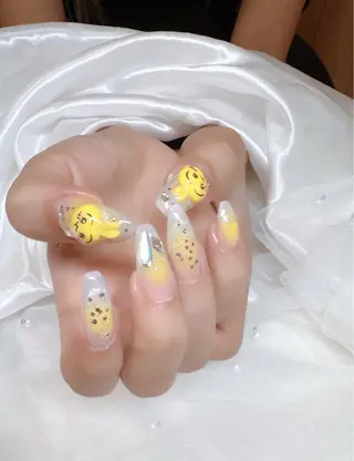 ネイル 高島 夏海のネイルデザイン