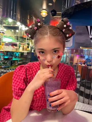 ロング ヘアアレンジ Maho/海外 レイヤー/ハイトーンのヘアスタイル