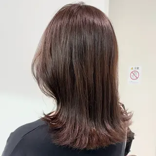 ミディアム カラー ネヅ カオルのヘアスタイル