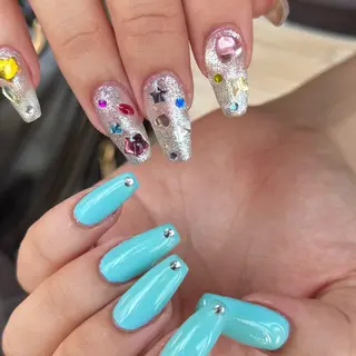 ミディアム 小川 柚香のネイルデザイン