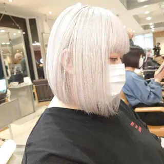ショート カラー 艶髪✨ブリーチ職人 井手正康のヘアスタイル
