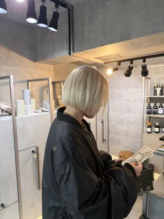 ショート カラー You/中明度カラー 🎨3ヶ月持つカットのヘアスタイル