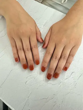 ネイル Nail&Beaut yコルン　SARAのネイルデザイン