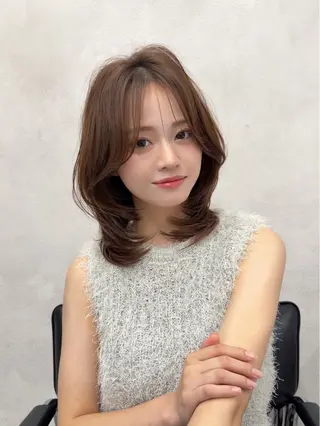 セミロング 🍎森貝洋亮🍎 ブリーチカラー特化のヘアスタイル