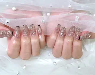 ネイル クイーンズネイル銀座所属・Queeens nailのネイルデザイン