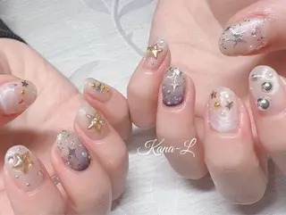 ネイル 芦辺 香奈のネイルデザイン