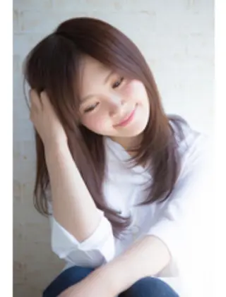 カラー 井上 美春のヘアスタイル