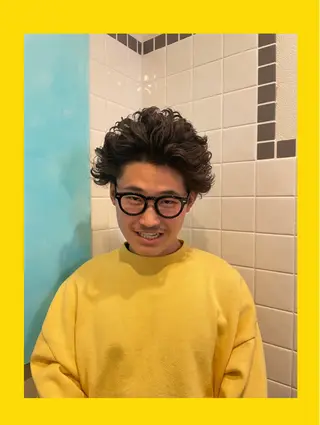 メンズ Guru's Cut & Stand所属・ナルケ トモヤのヘアスタイル