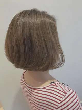 ショート カラー ヤマナカ エリカのヘアスタイル