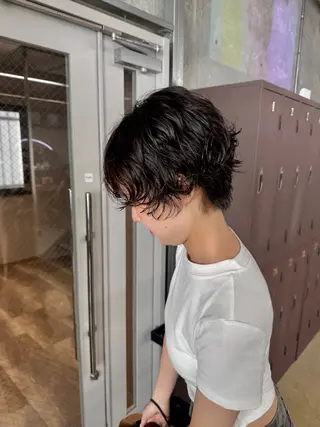 ショート パーマ 森田遥奈/透明感カラ ー/似合わせカットのヘアスタイル