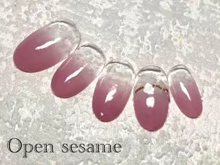 ネイル 遠藤 志乃のネイルデザイン