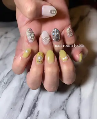 ネイル ﾈｲﾙﾙｰﾑﾘｯｶ 𝐦𝐚𝐲𝐮のネイルデザイン