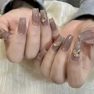 ネイル AB マツエクネイルサロンのネイルデザイン