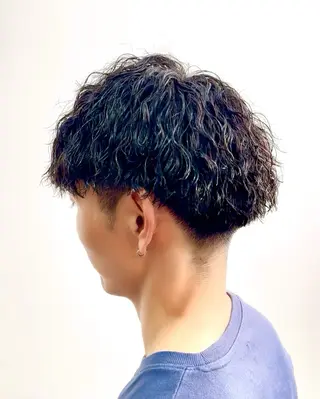 パーマ メンズ 川地 由麿のヘアスタイル