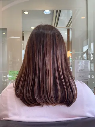 セミロング 平 真亜里のヘアスタイル