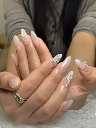 ネイル F&T Nail salonのネイルデザイン