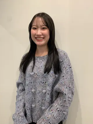 ロング カラー 落合希 Olivebeigeのヘアスタイル