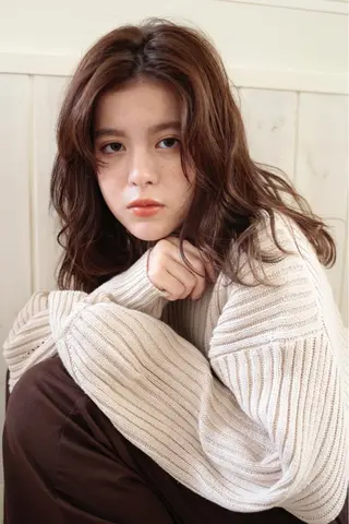 ミディアム カラー ぱつっとボブ/ 小野あかねのその他イメージ