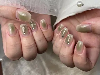 ネイル ToliyDeliy Nail Salonのネイルデザイン