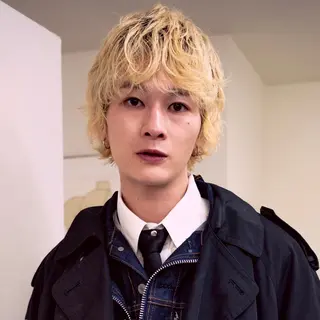 カラー メンズ メンズハイトーン/栄 /イトウタケルのヘアスタイル