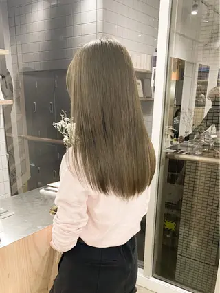 セミロング オリーブ、カーキ系 No.1シラトリのヘアスタイル