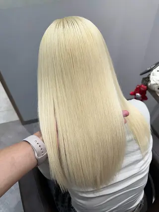 ロング カラー ハイトーン/ ブリーチ/あいかのヘアスタイル