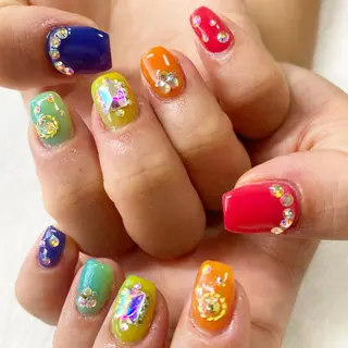 ネイル Laki nailのネイルデザイン