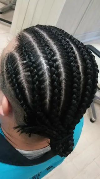 ヘアアレンジ メンズ エミタス ☆のヘアスタイル