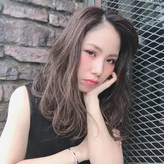 セミロング カラー パーマ ヘアアレンジ CACETTE所属・タナハラ クミコのその他イメージ
