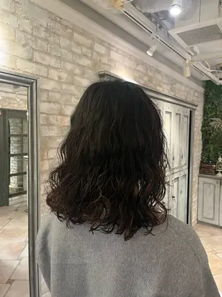 パーマ Tiffa二子玉川所属・レイヤーカット 🌻AOI🌻のヘアスタイル