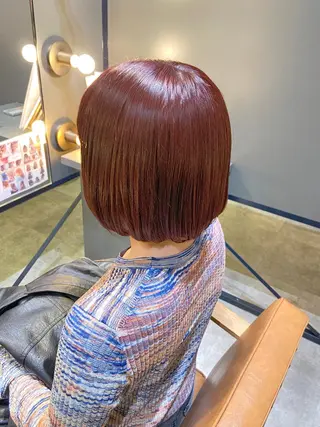 ショート カラー ノイシキ サキのヘアスタイル