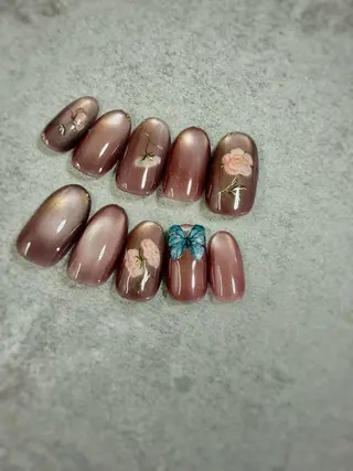 ネイル FIORITURA Maikoのネイルデザイン